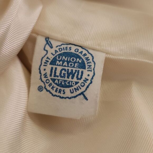 Vintage Sears Chic Faux Fur Coat with Black Accents - Picture 12 of 12